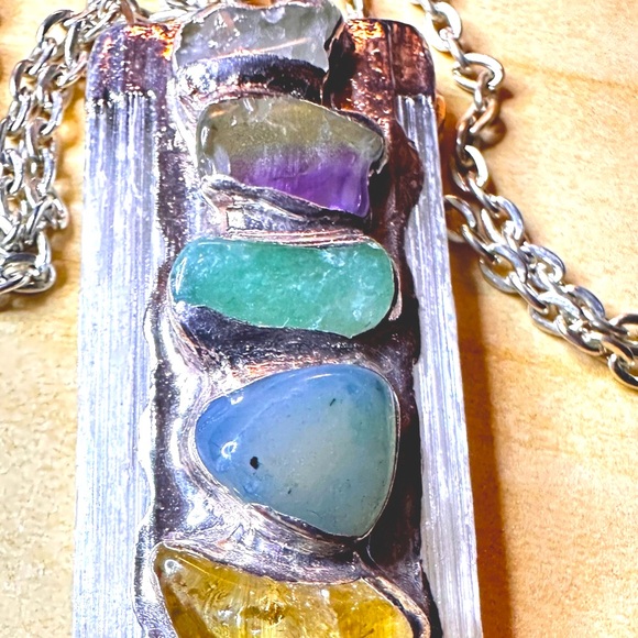 Chakra Gemstone Selenite Pendant Necklace - Picture 5 of 6